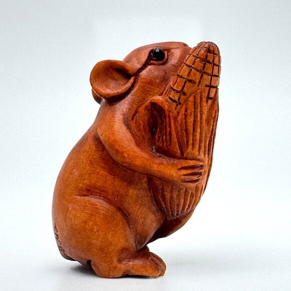 Ojime Bead Netsuke Mouse with Corn Cob Hand-Carved Boxwood Signed Figurine - Picture 5 of 8
